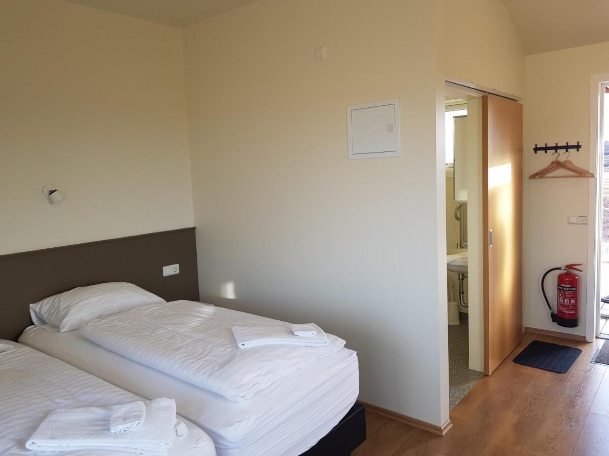 Hjartarstathir Guesthouse Eidar Екстериор снимка