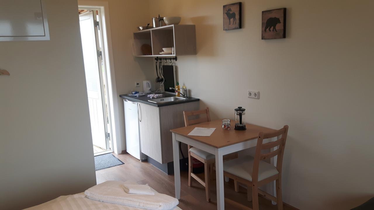 Hjartarstathir Guesthouse Eidar Екстериор снимка